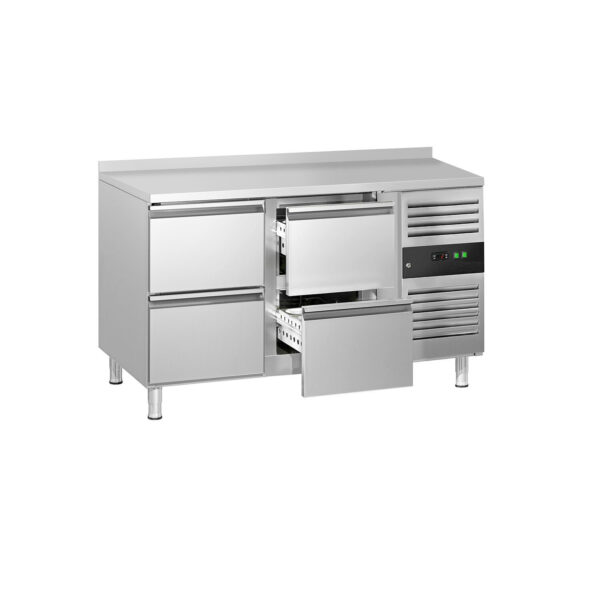 Tavolo refrigerato  - 1360x700mm - Ventilata - 205 L - Alzatina - con 4 cassetti